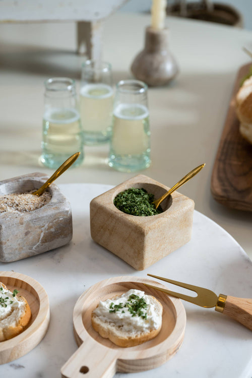 Essentials for a Summer Dinner Party