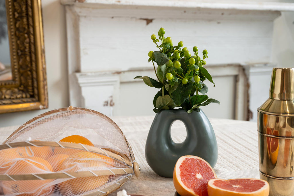 Jasmine Roth Style Guide: Vases