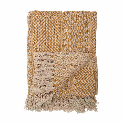 The Best Cozy Bedroom Throws